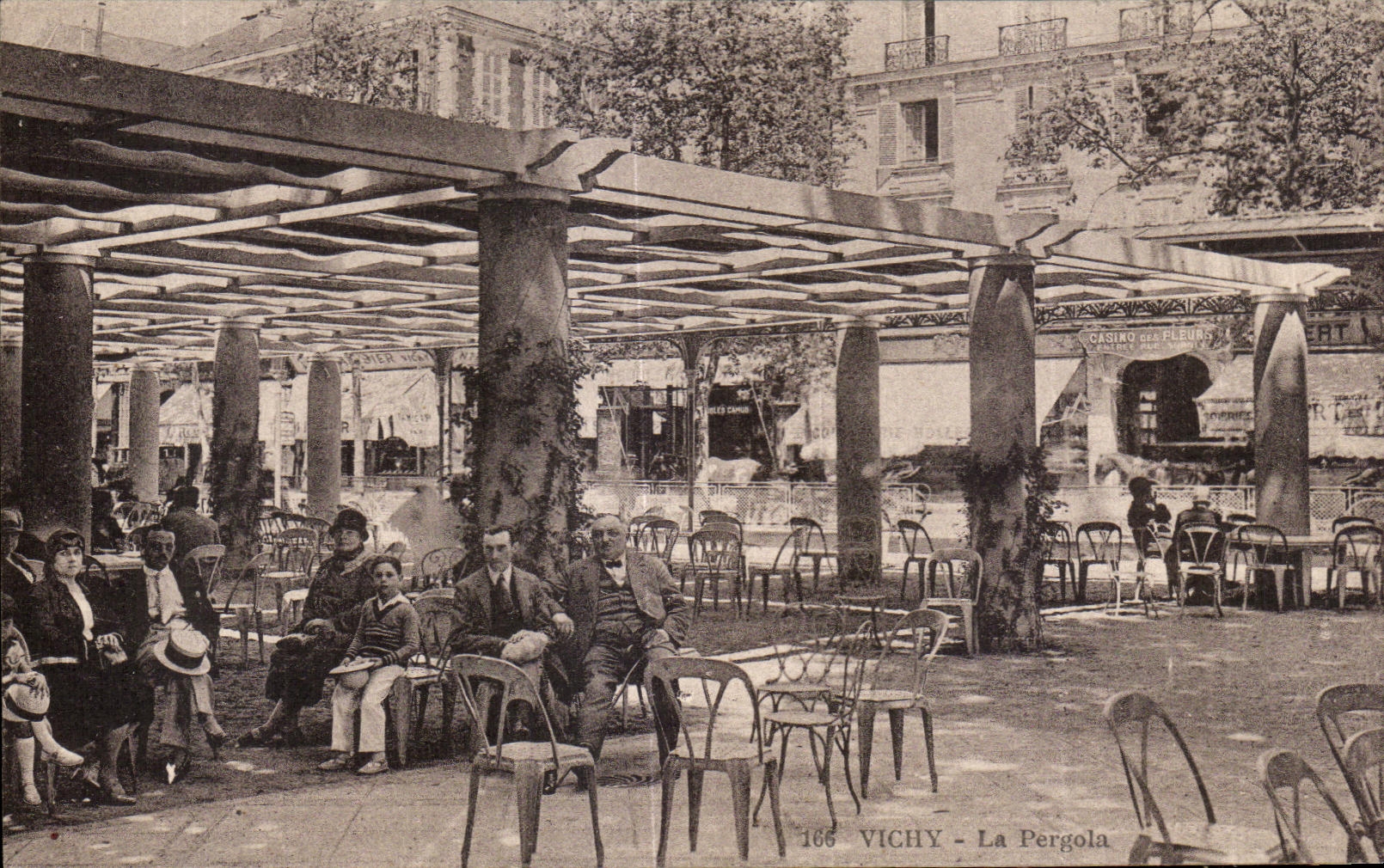 Vichy - La Pergola — Casino des Pleins