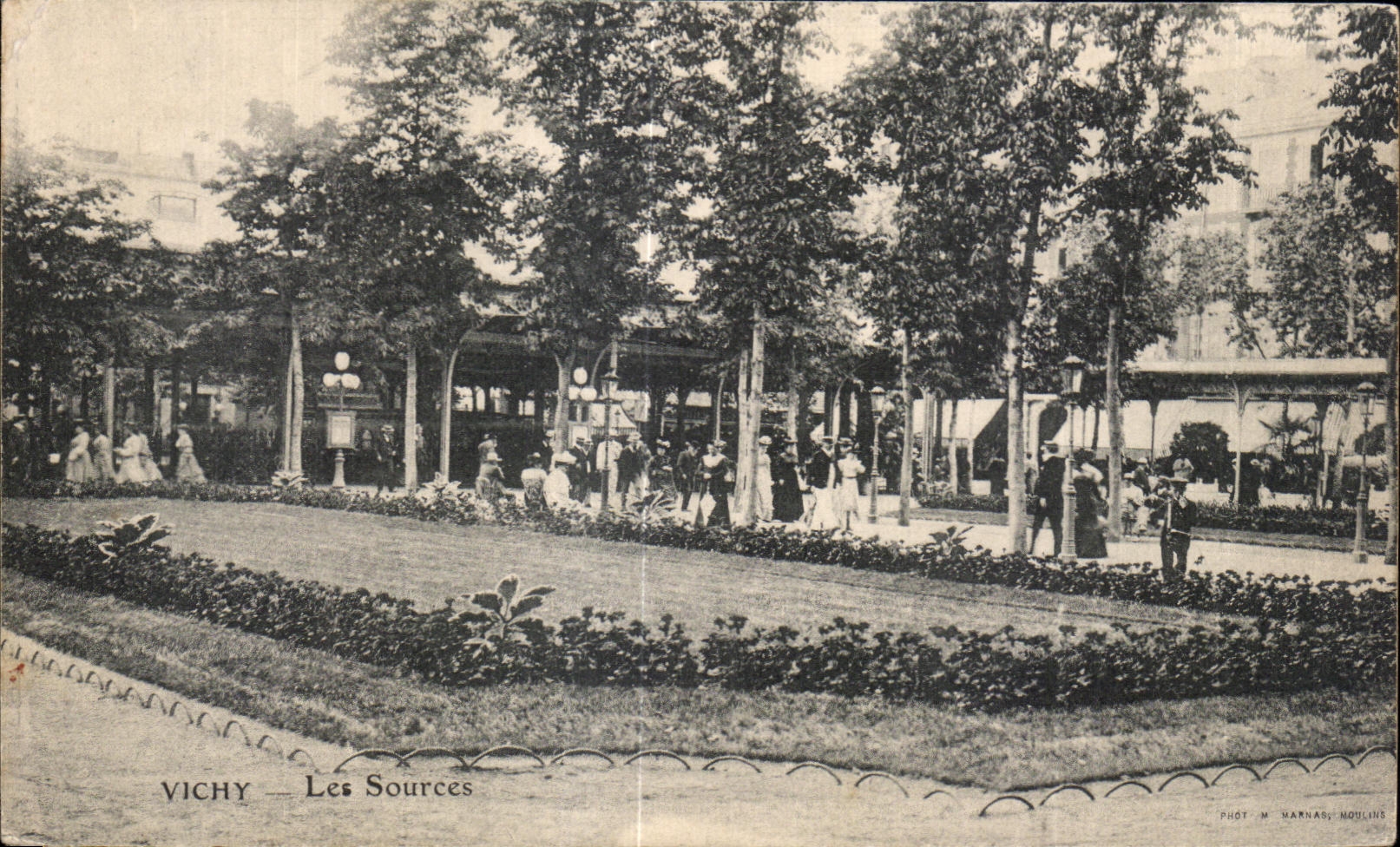 CPA Vichy Les Sources