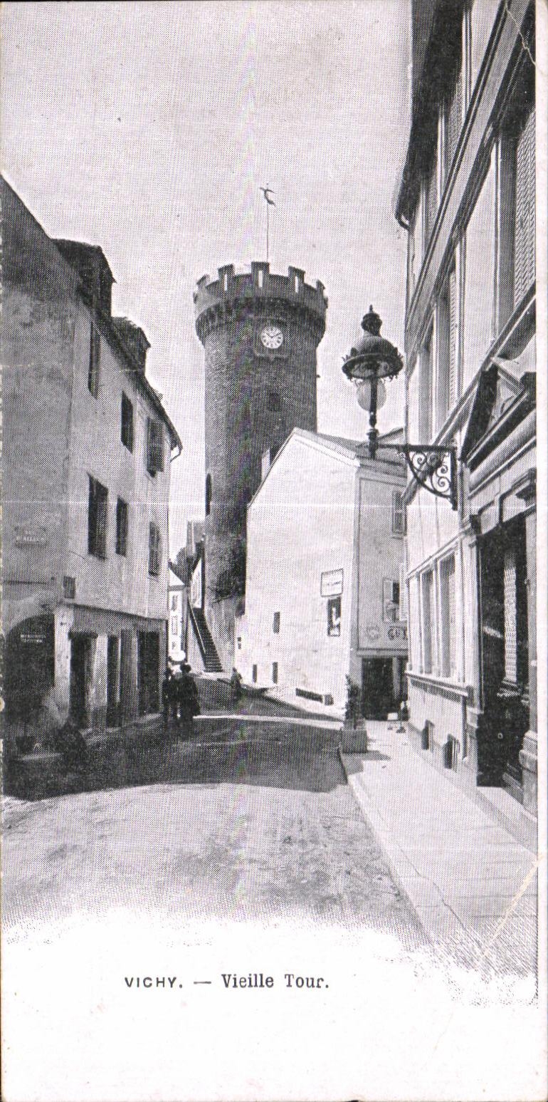 CPA Vichy Vieille Tour