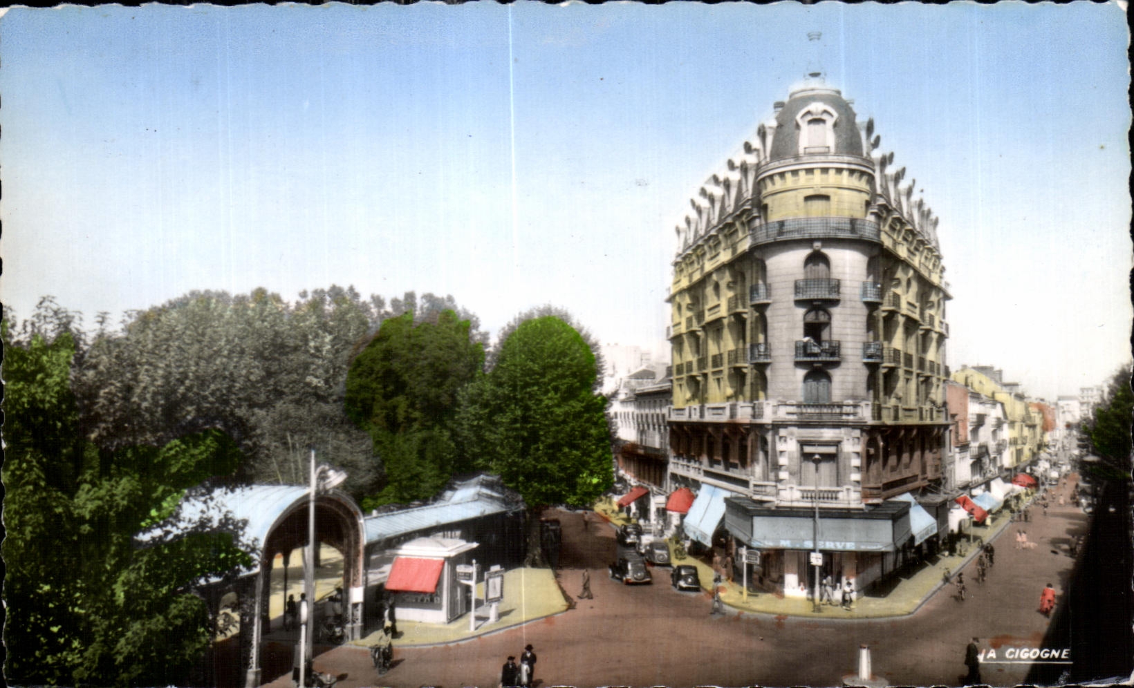 CPA Vichy Allier Reine des Villes d eaux Vue sur les rues President Wilson