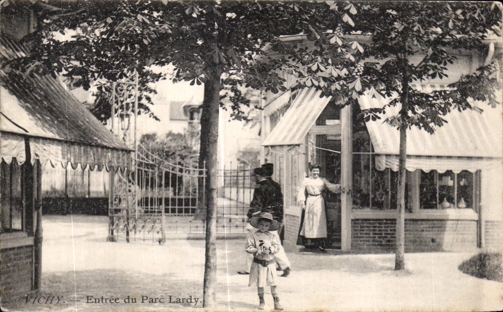 Vichy — Entrée du Parc Lardy — éditeur non visible