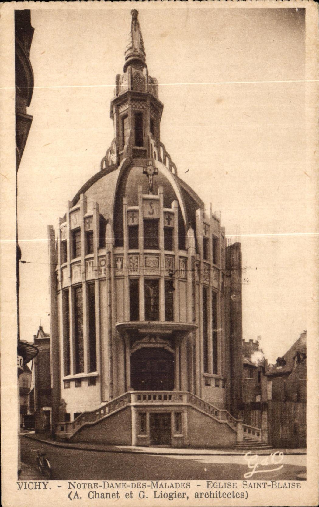 CPA Vichy notre Dame des malades Eglise Saint Blaise 