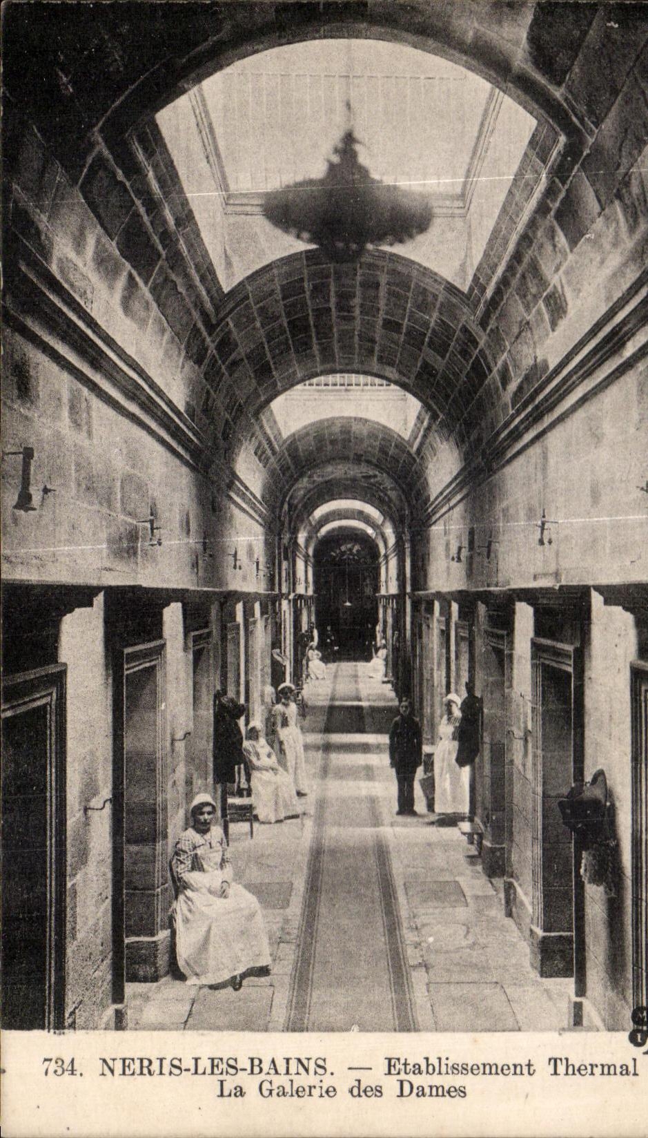 Neris-les-Bains — La Galerie des Dames — Etablissement Thermal
