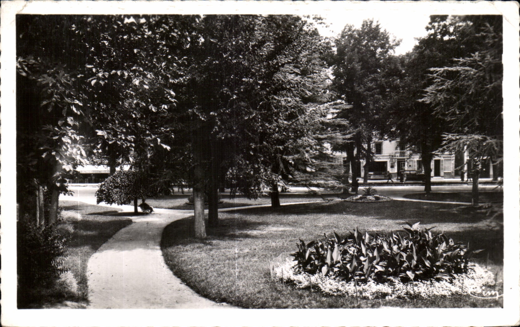Néris-les-Bains — Parc du Casino — Photo Sillet