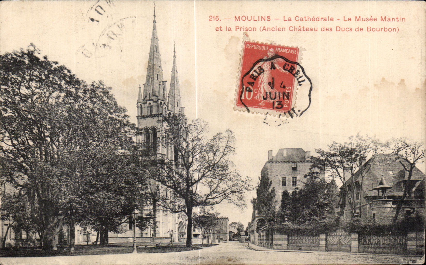 CPA Moulins La Cathedrale le Musee Mantin et la prison 