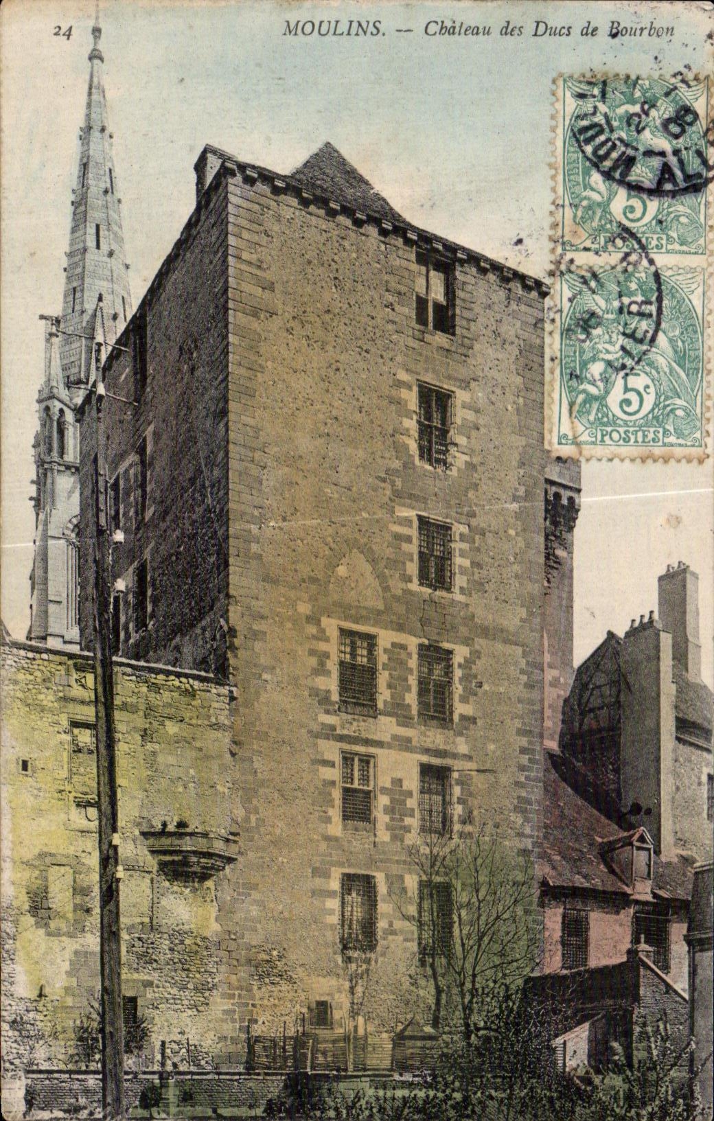 CPA Moulins Chateau des Ducs de Bourbon