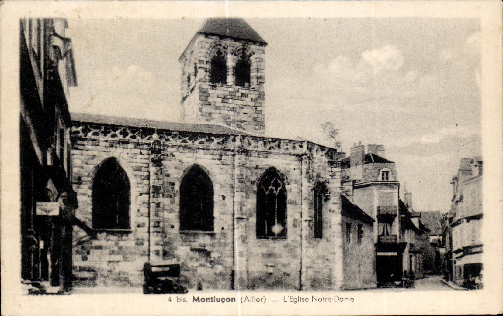 CPA Montlucon Allier l Eglise Notre Dame