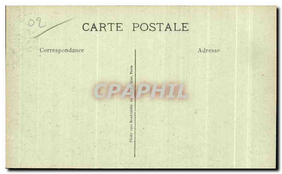 Chauny (Aisne) détruite de fond en comble — après un pillage méthodique — Phot-Express, Paris — Reverso
