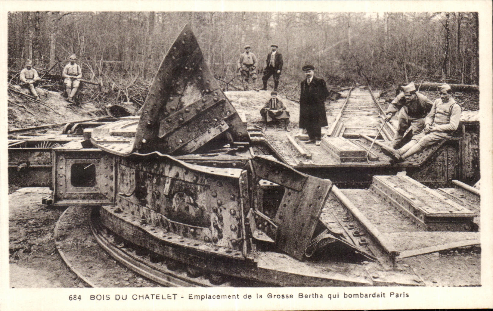 Bois du Châtelet — Emplacement de la Grosse Bertha qui bombardait Paris — éditeur CPAPHIL