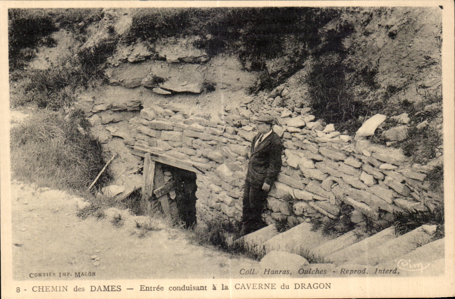 Chemin des Dames — Entrée conduisant à la Caverne du Dragon — Combier Imp. Maçon