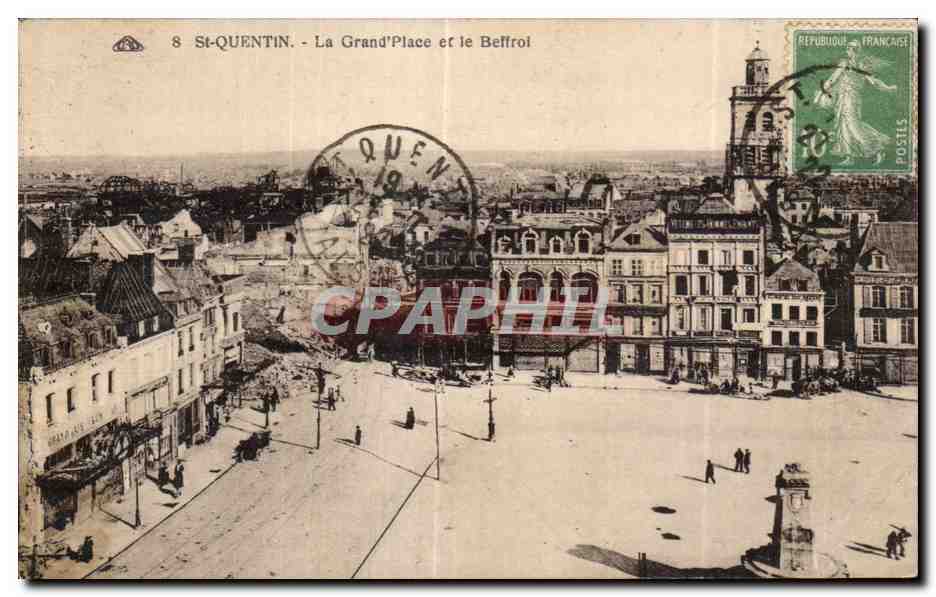 St-Quentin - La Grand'Place et le Belfroi — éditeur inconnu, n° 8