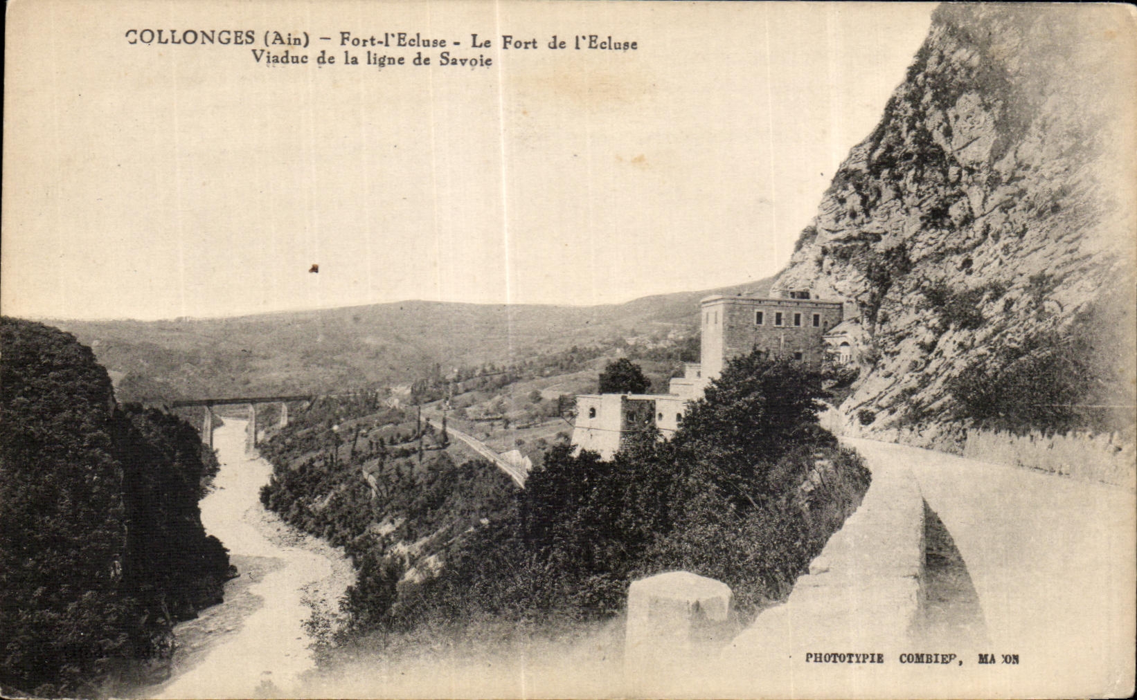 CPA Collonges (Ain) Fort l Ecluse Le Fort de l Ecluse Viaduc de la ligne de savole