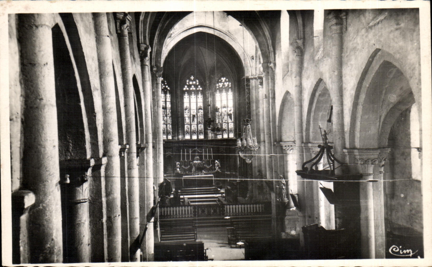 CPA Nantua Ain Interieur de l Eglise 
