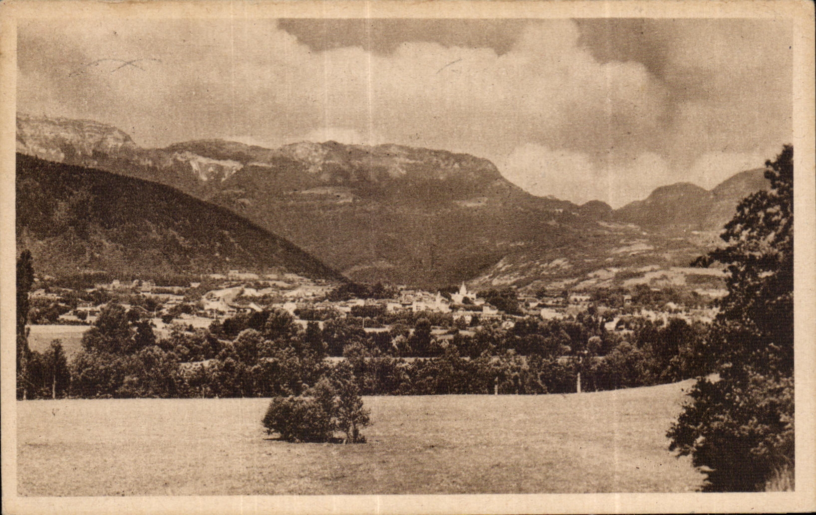 Gex (Ain) — Allgemeiner Blick — Blick auf den Col de la Faucille — Foto von M. Baudin