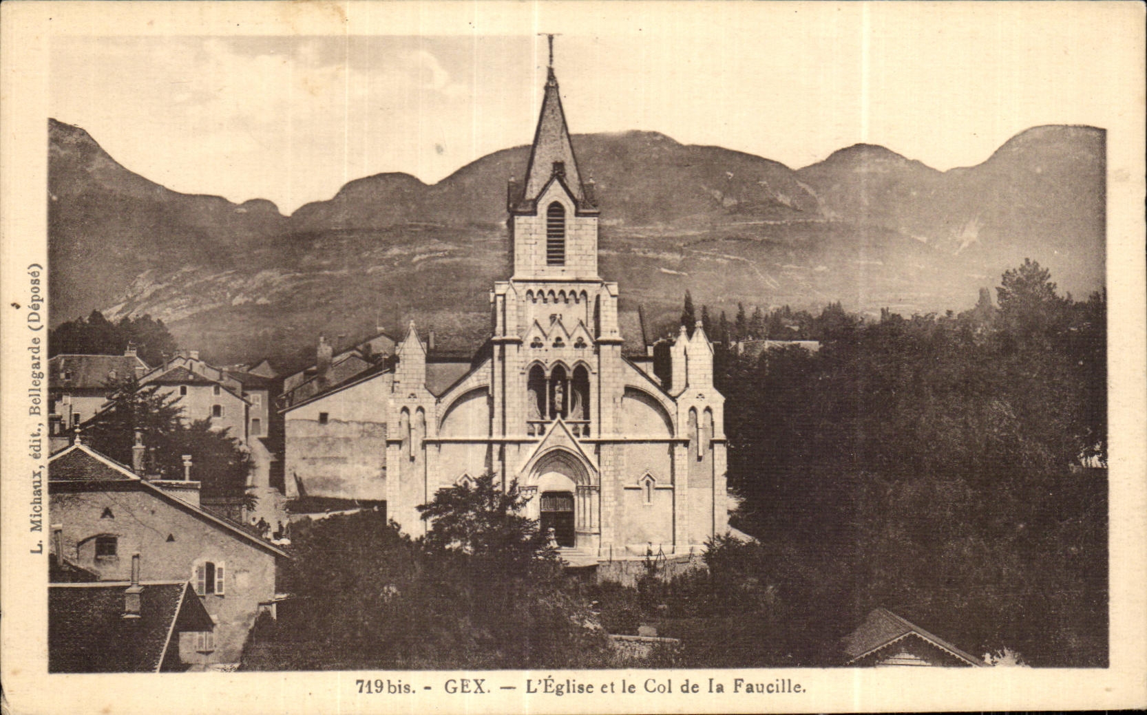 CPA Gex L Eglise et le Col de la Faucille