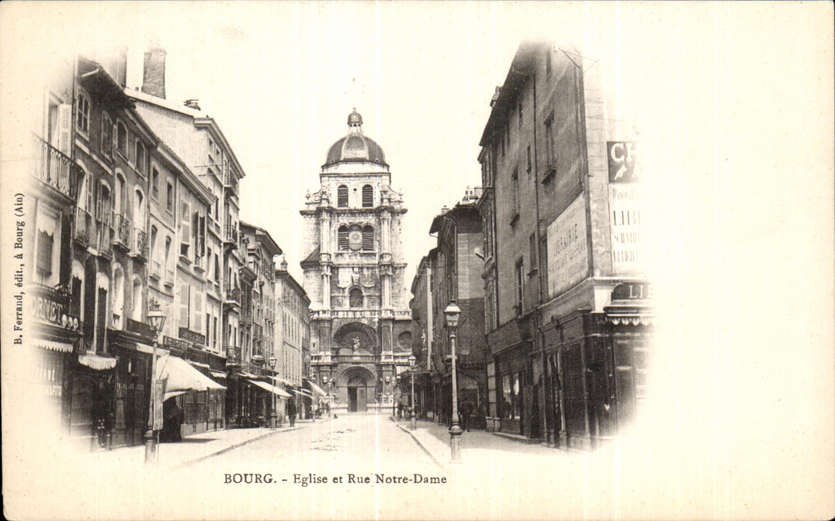 CPA Bourg Eglise et Rue Notre Dame