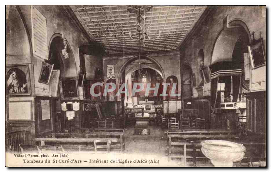 CPA Tombeau du St Cure d Ars Interieur de nouvelle l Eglise d Ars (Ain)