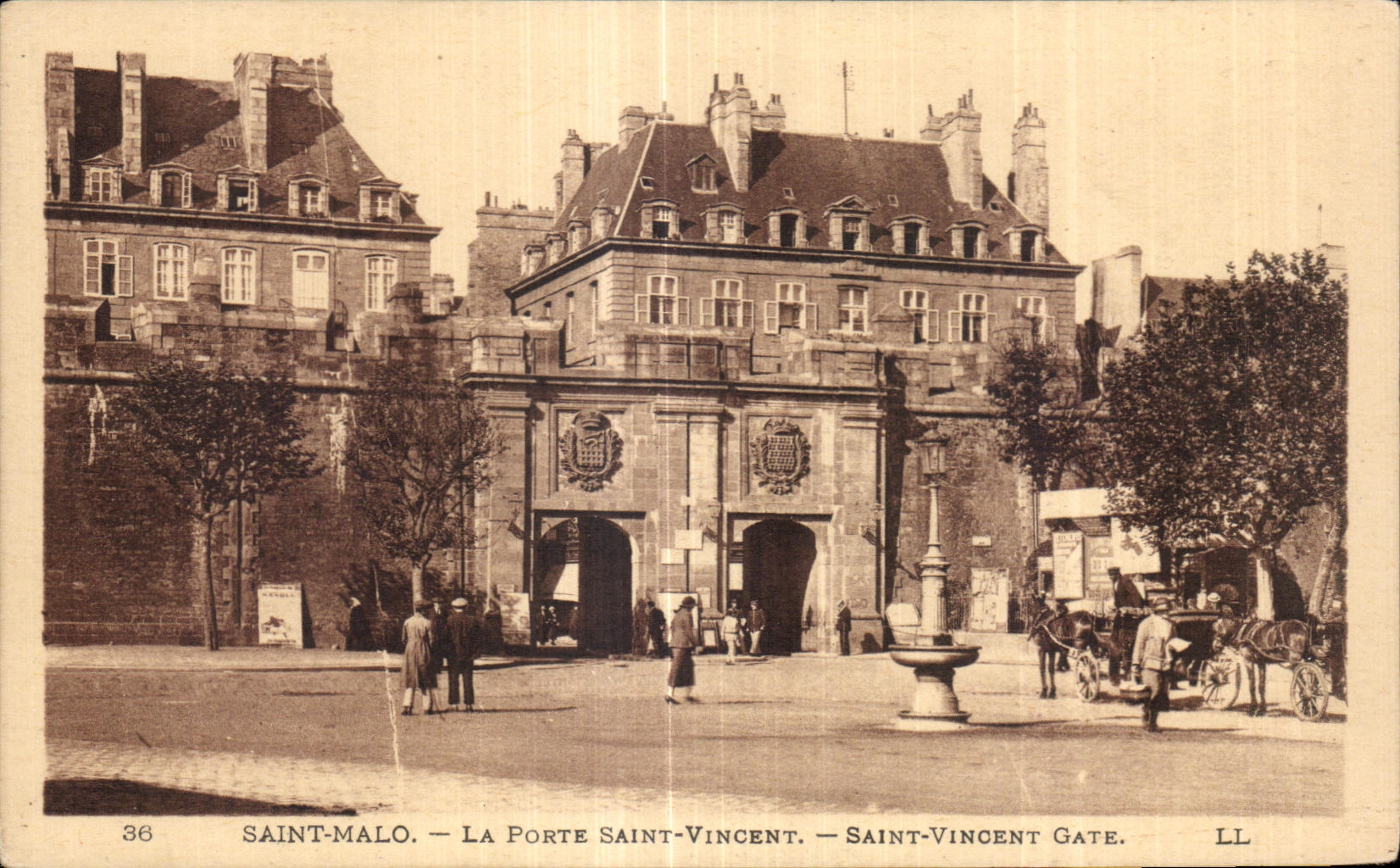 Saint-Malo — La Porte Saint-Vincent — Saint-Vincent Gate. LL. N° 36