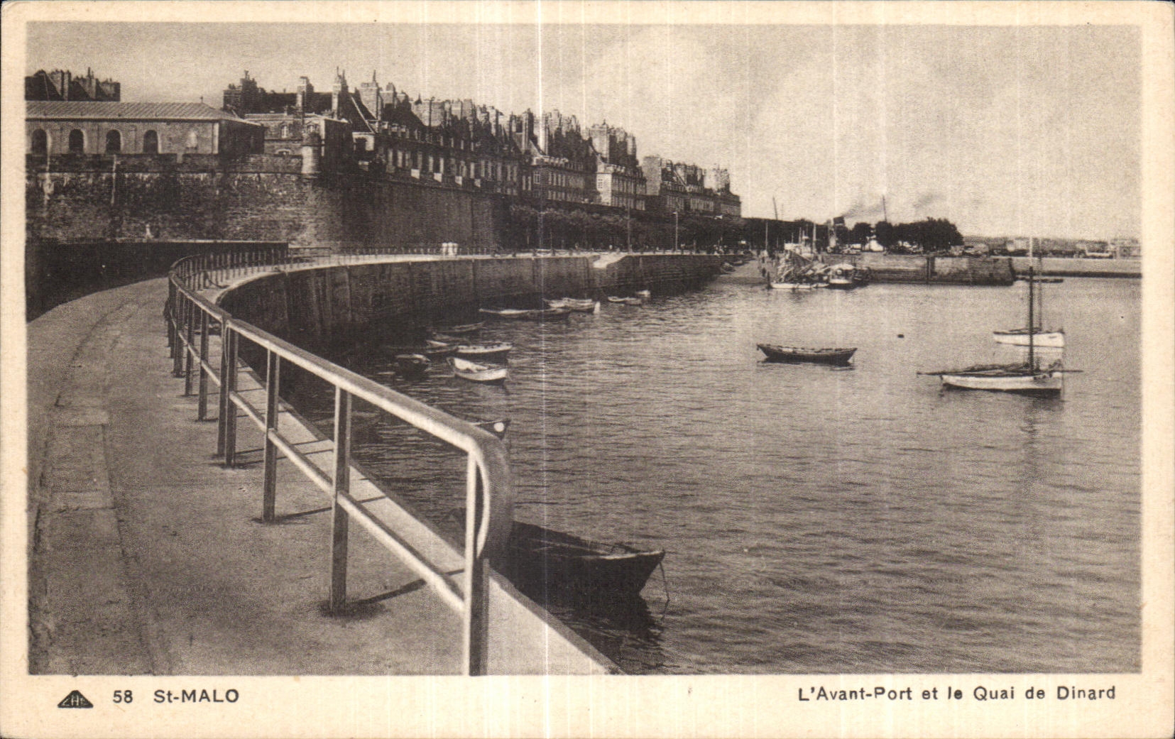 L'Avant-Port e il Quai de Dinard — St-Malo — n° 58