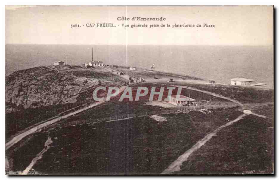 CPA Cote d Emeraude Cap Frehel Vue generale Prise de la Plate forme du Phare
