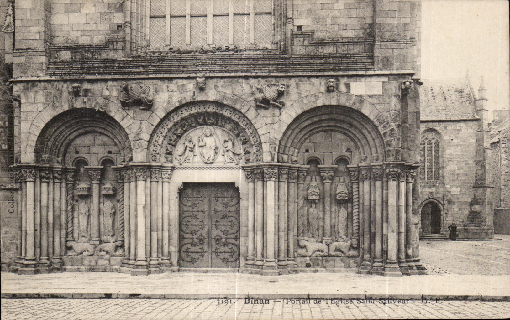 Dinan — Portail de l'Église Saint-Sauveur — G.F.P.