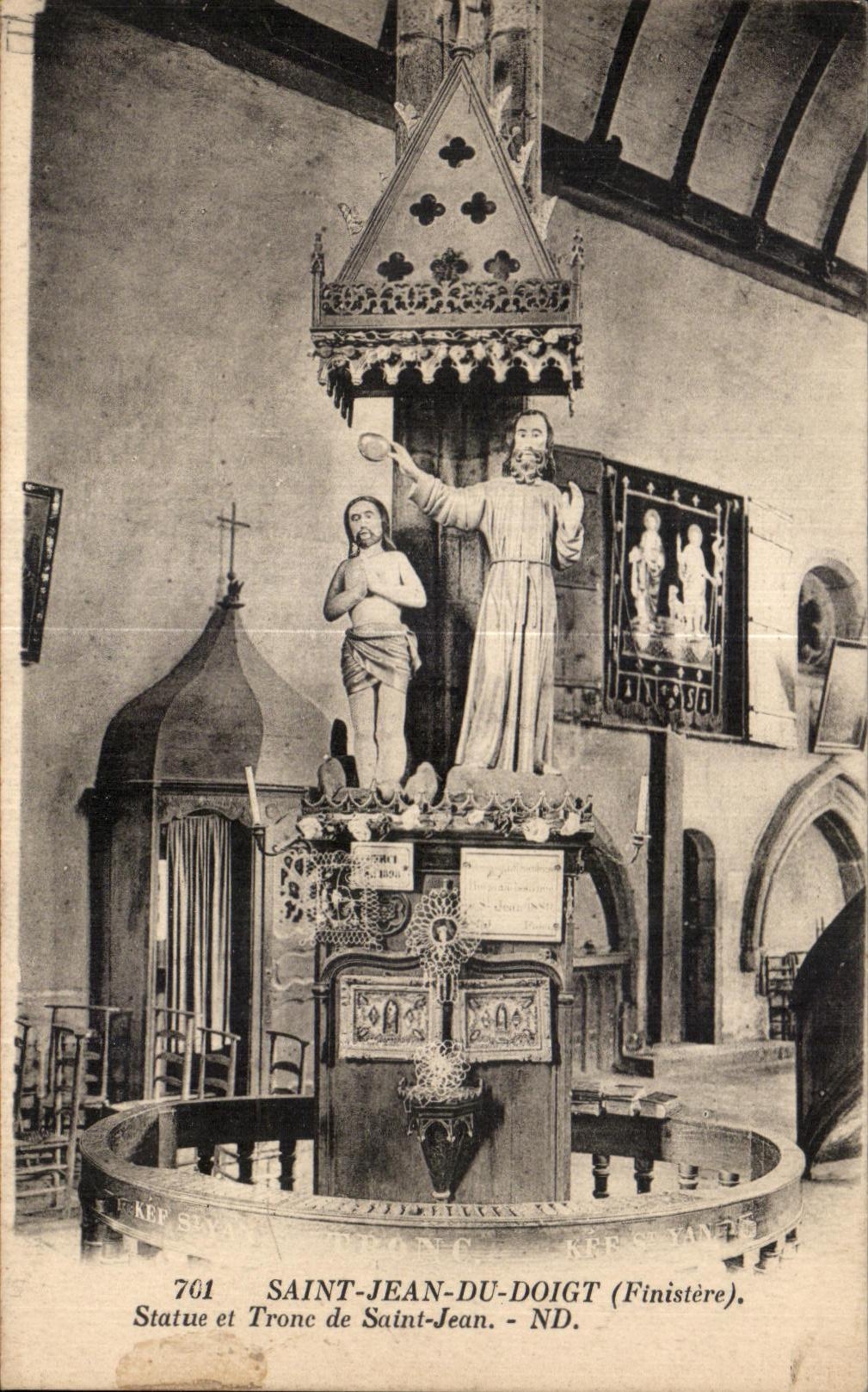 CPA Saint Jean Du Doigt (Finistere) Statue et Trone de Saint Jean
