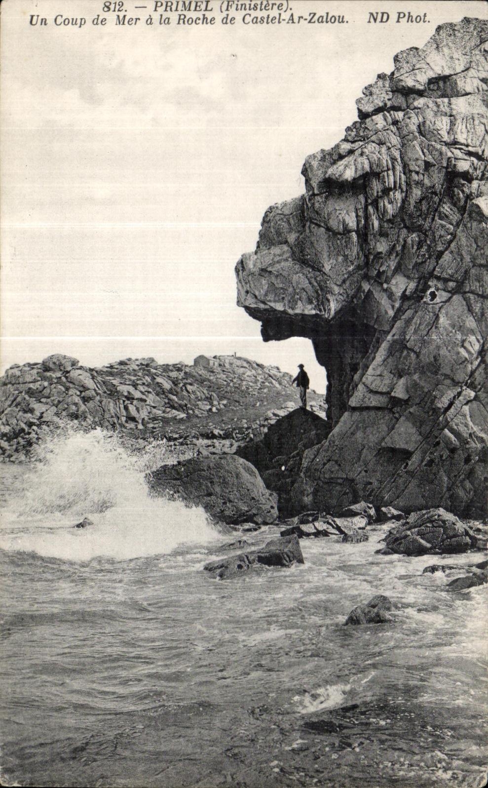 Ein Meeressturm an der Roche de Castel-Ar-Zalou — Primel (Finistère) — ND Phot.