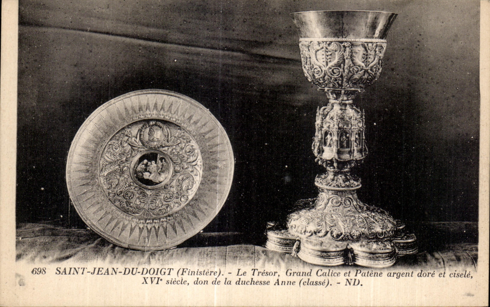 CPA Point Jean Du Doigt (Finistere) Le Tresor Grand Calice et Patene argent dore dt eisele