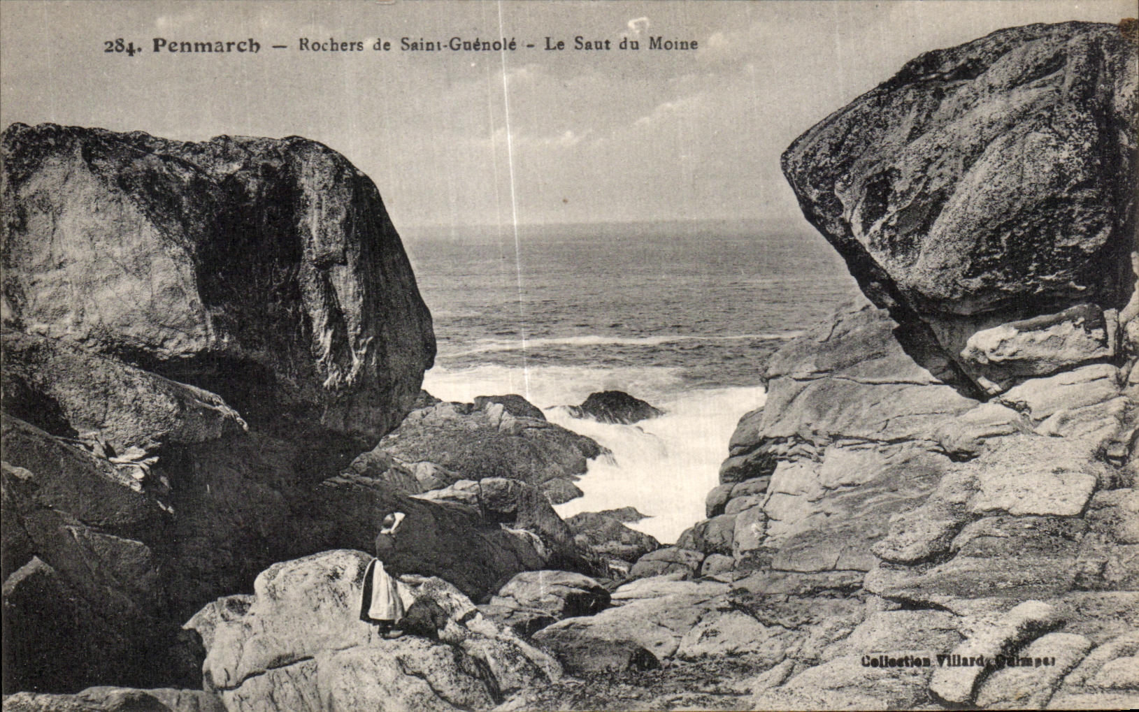 CPA Penmarch Rochers de Saint Gnenole Le Saut du Moine