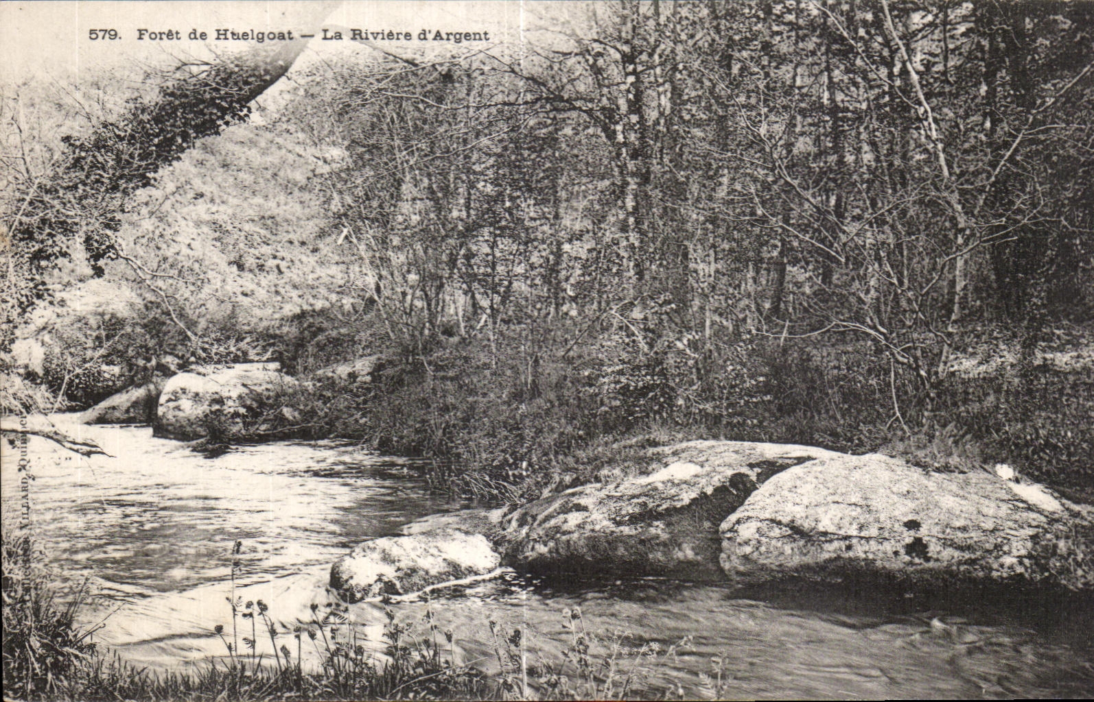 CPA Foret de Huelgoat La Riviere d Argent