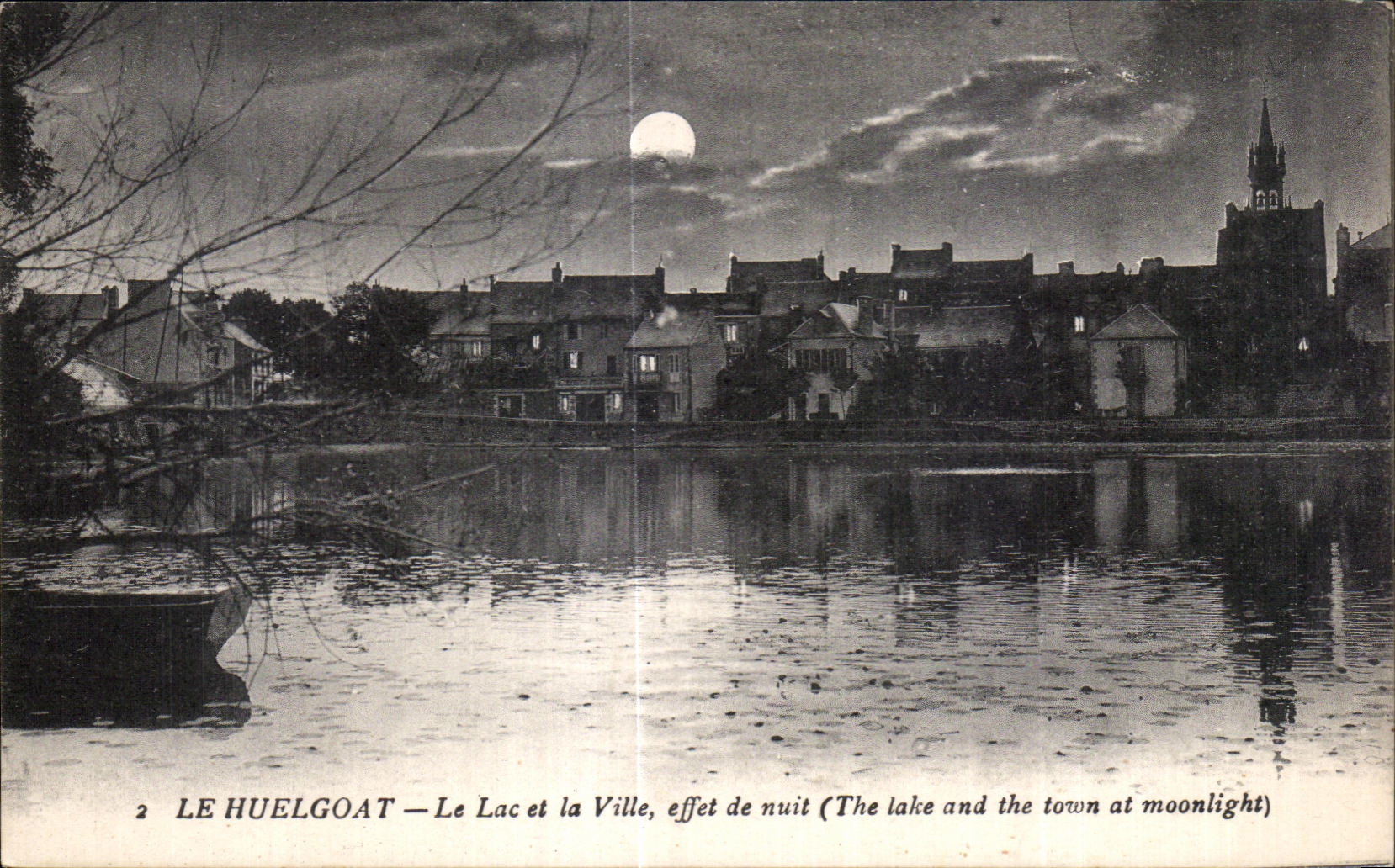 CPA Le Huelgoat Le Lac et la Ville effet de nuit