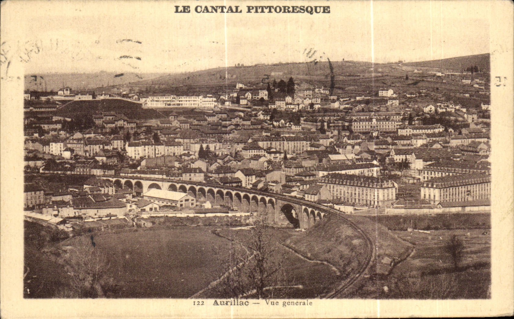 CPA Le Cantal Pittoresque Aurillac Vue generale