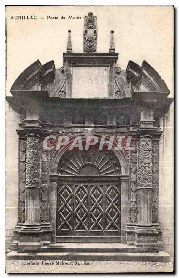 CPA Aurillac Porte du Musee