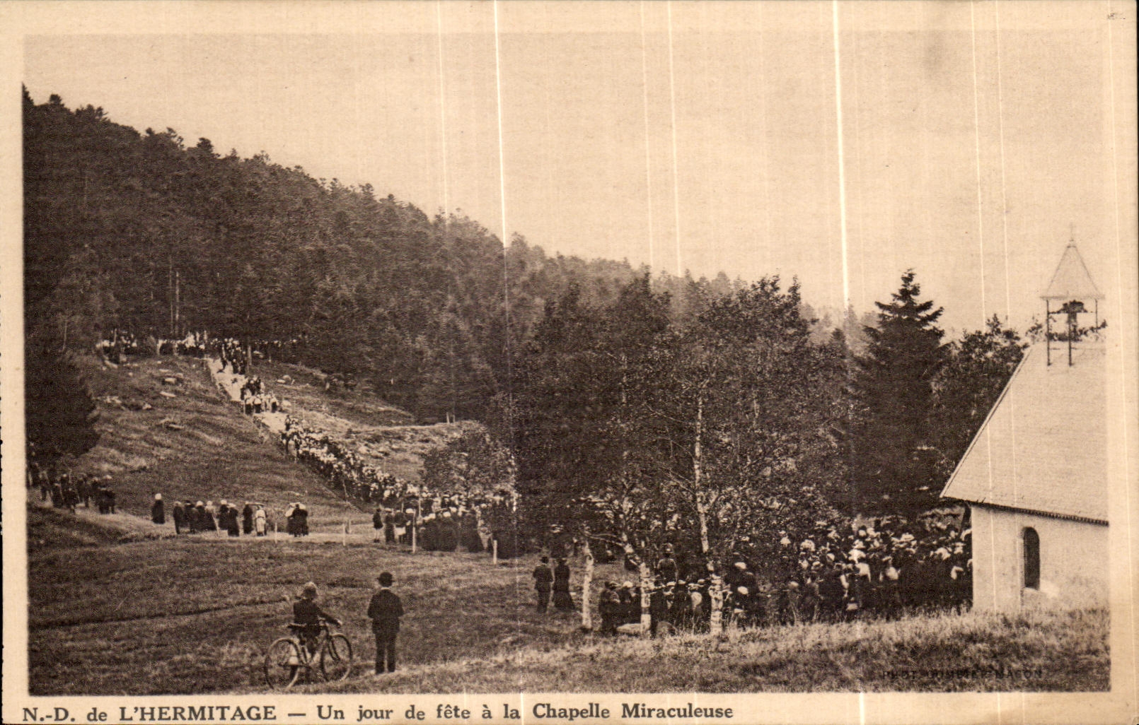 CPA ND De l Hermitage Un jour de fete a la Chapelle Miraculeuse Plombieres les Bains 