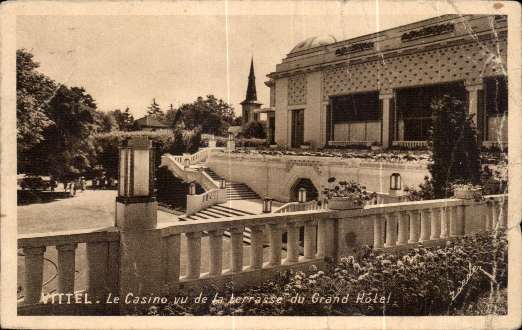 CPA Vittel Le Casino vu de La terrasse du Grand Hotel