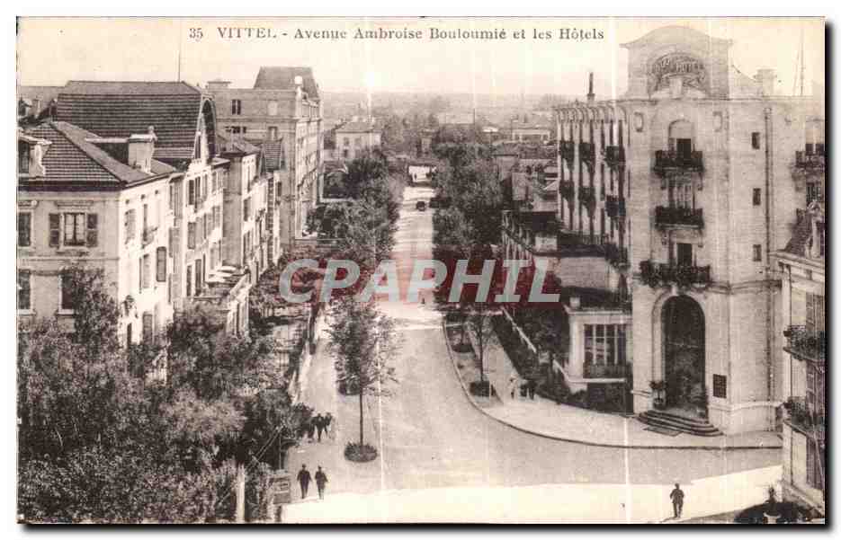 CPA Vittel Avenue Ambroise Bouloumie et les Hotels