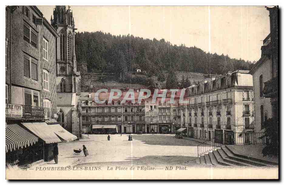 CPA Plombieres Les Bains La Place de I Eglise