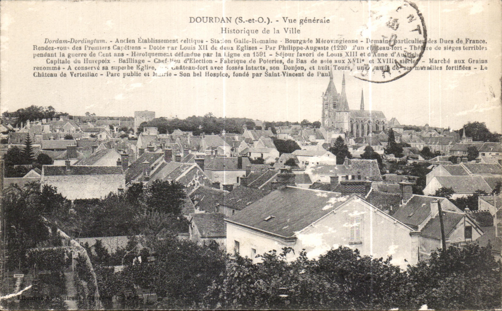 CPA Dourdan Vue generale Historique de la Ville
