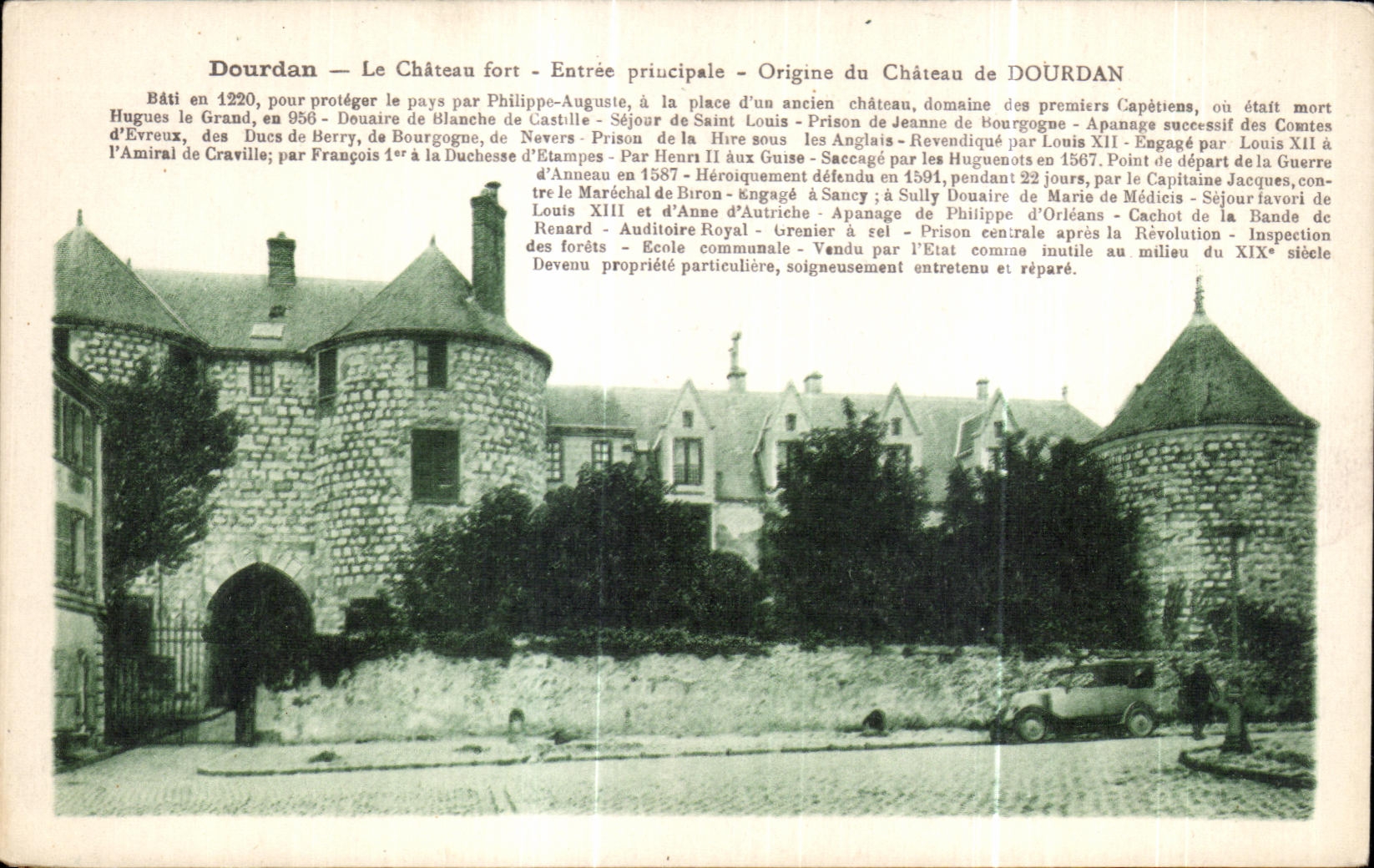 CPA Dourdan Le Chateau fort Entree principale Origine du Chateau de Dourdan Bati