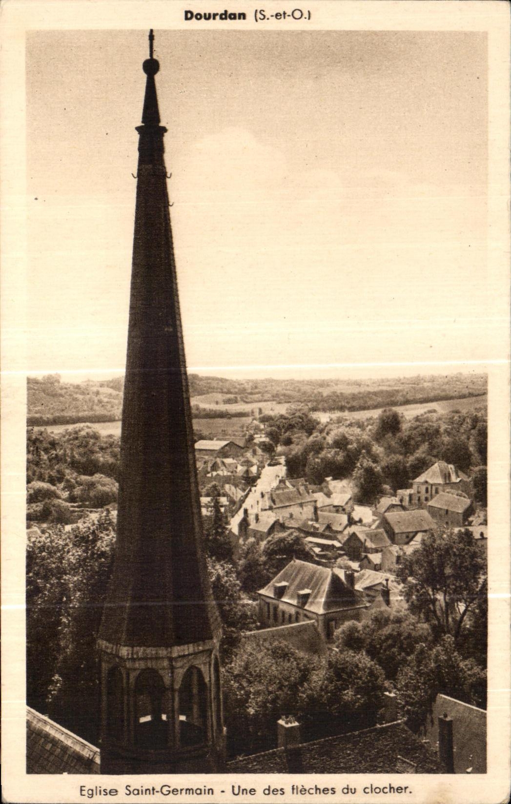 CPA Dourdan Eglise Saint Germain Une des fleches du clocher