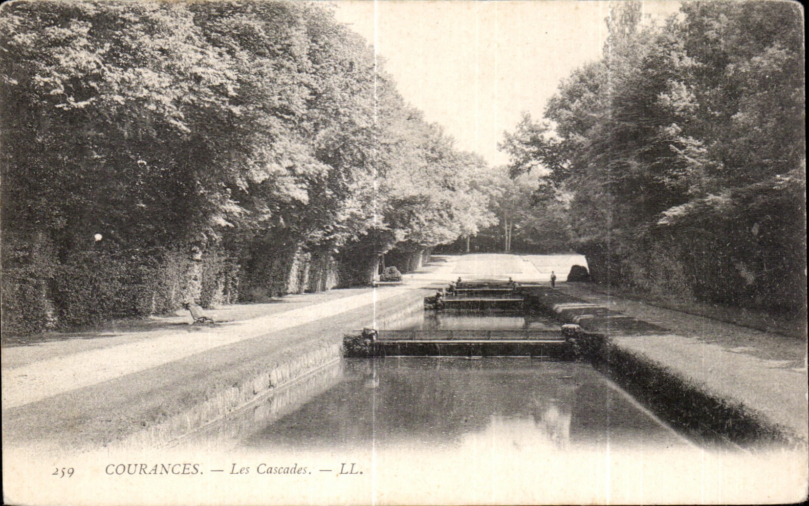 Courances — Les Cascades — LL.