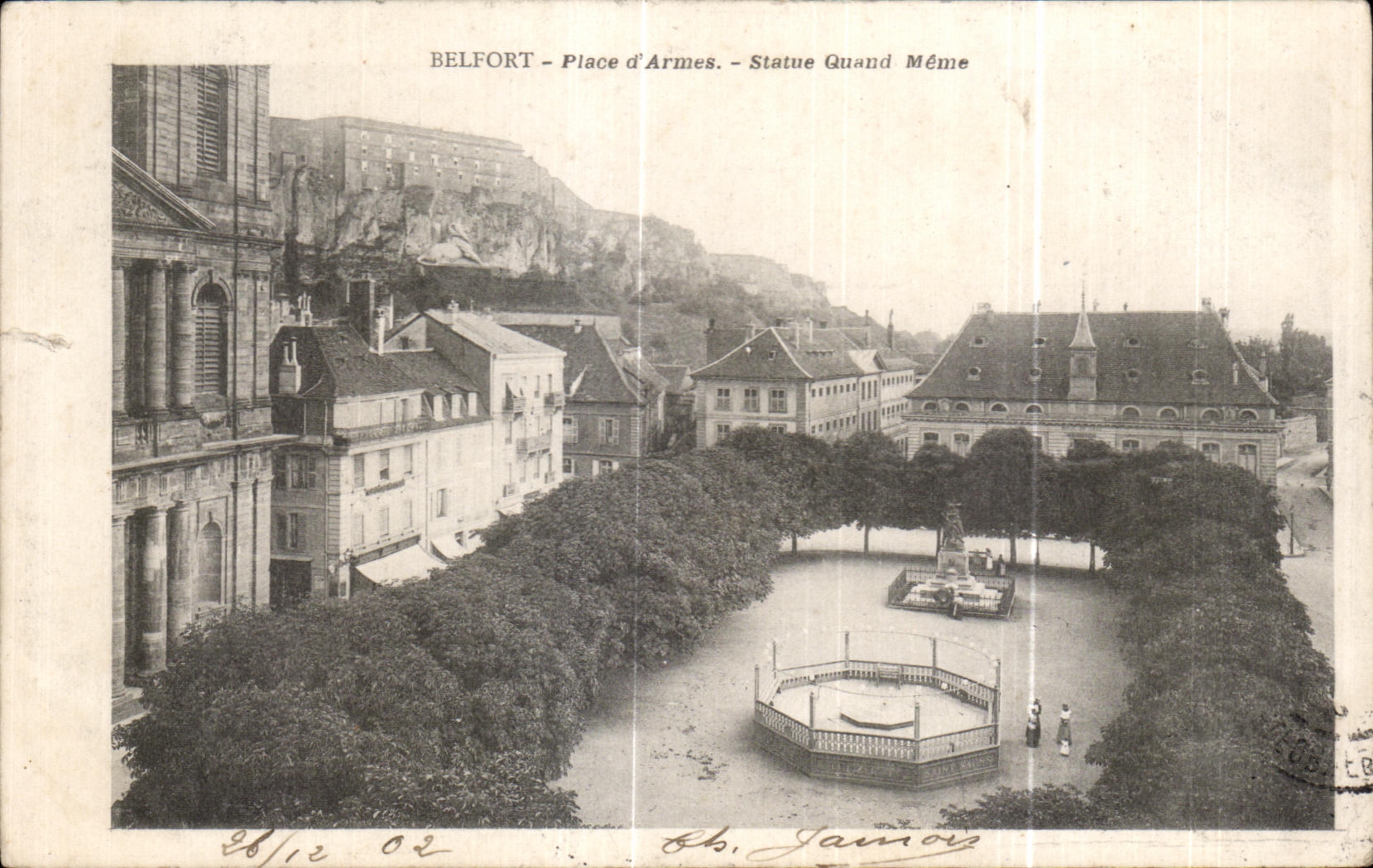 CPA Belfort Place d QArmes Statue Quand Meme