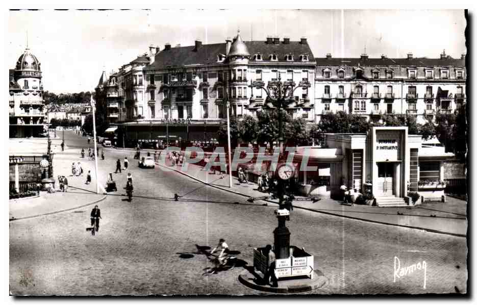 CPA Images de France Belfort La Place Carbis et la Pont Carnot (au fond le Fort de la Justice)