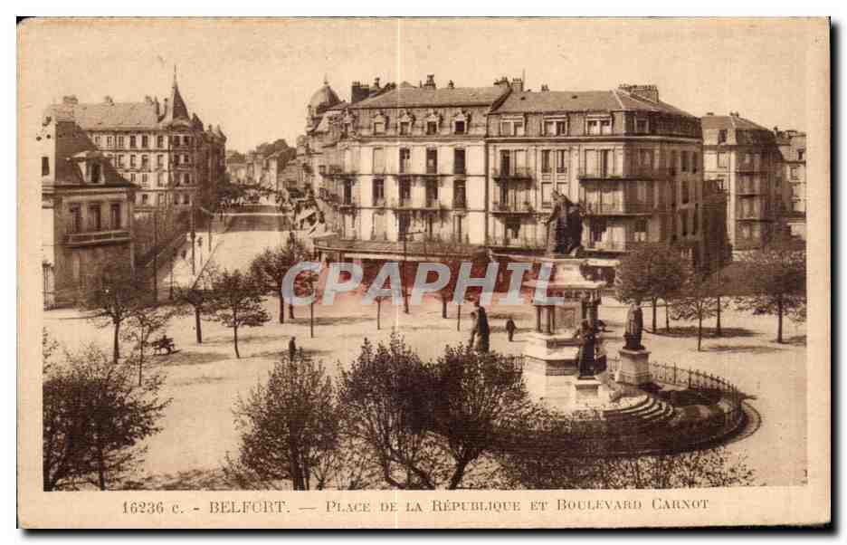 CPA Belfort Place De La Republique Et Boulevard Carnot