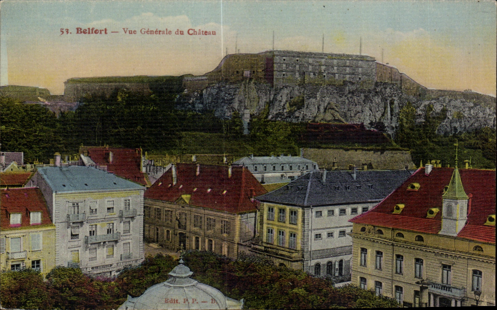 CPA Belfort Vue Generale du Chateau Lion 