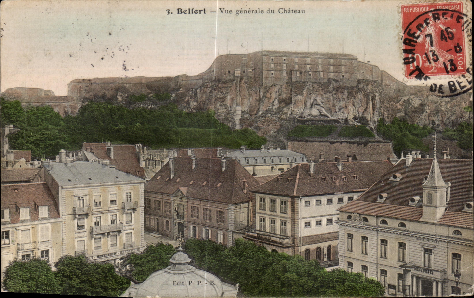 CPA Belfort Vue generale du Chateau Lion 