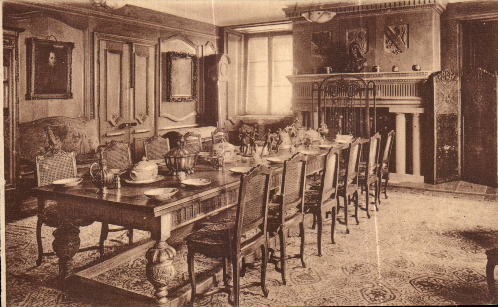 Salle à Manger d'Apparat — Domaine du Sénateur Lazare Weiller à Sélestat (Bas-Rhin) — Lévy et Neudrins Réunis, Paris