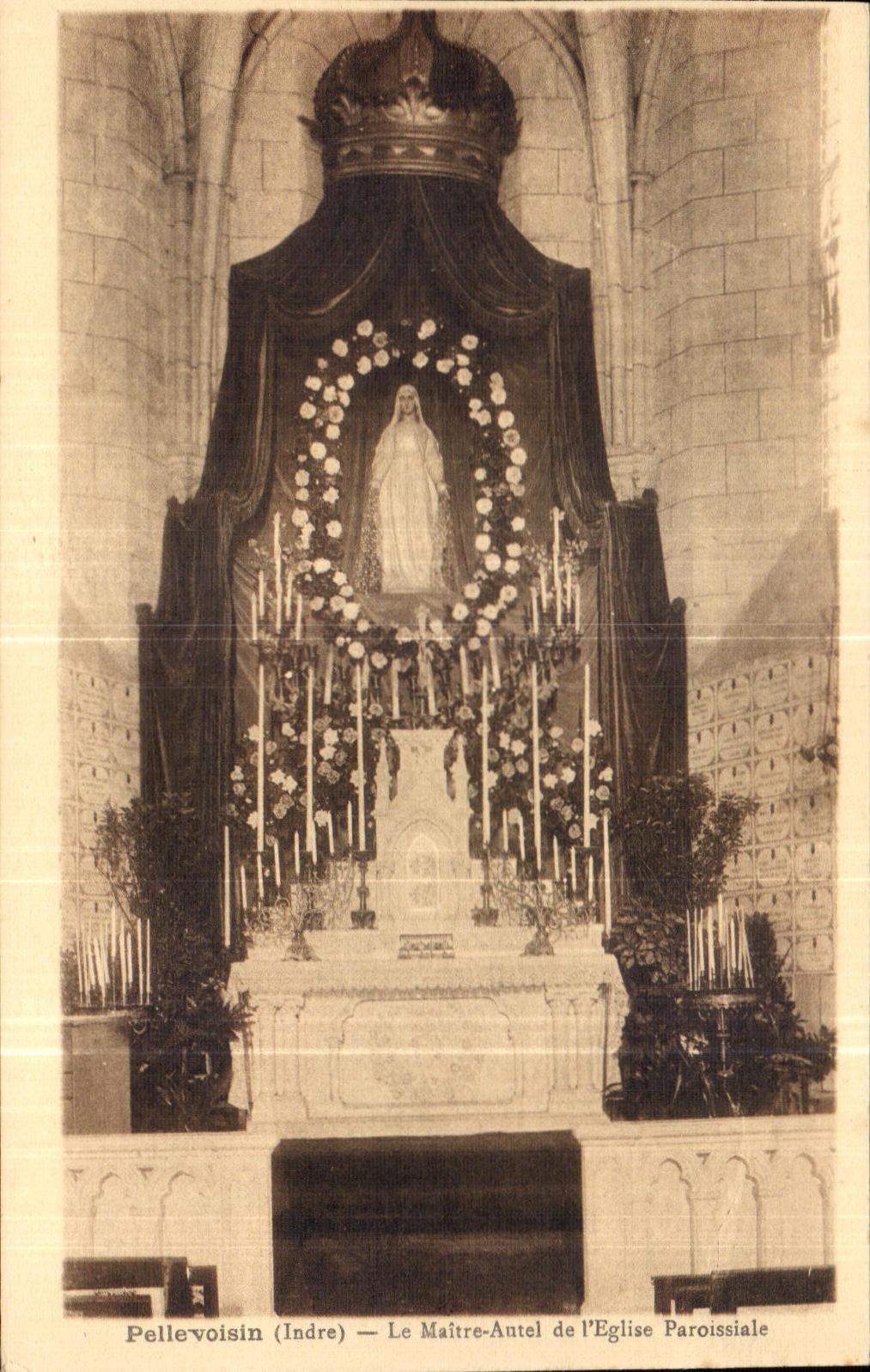 CPA Pellevoisin Le Matire Antel de I Eglise Paroissiale