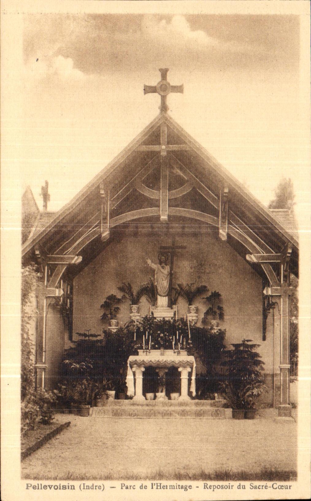 Pellevoisin (Indre) — Parc de l'Hermitage — Reposoir du Sacré-Cœur