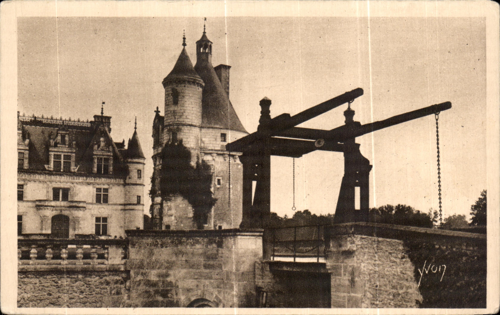 CPA Chenonceaux Le Chateau Le Pont Levis et la toru Des Marques